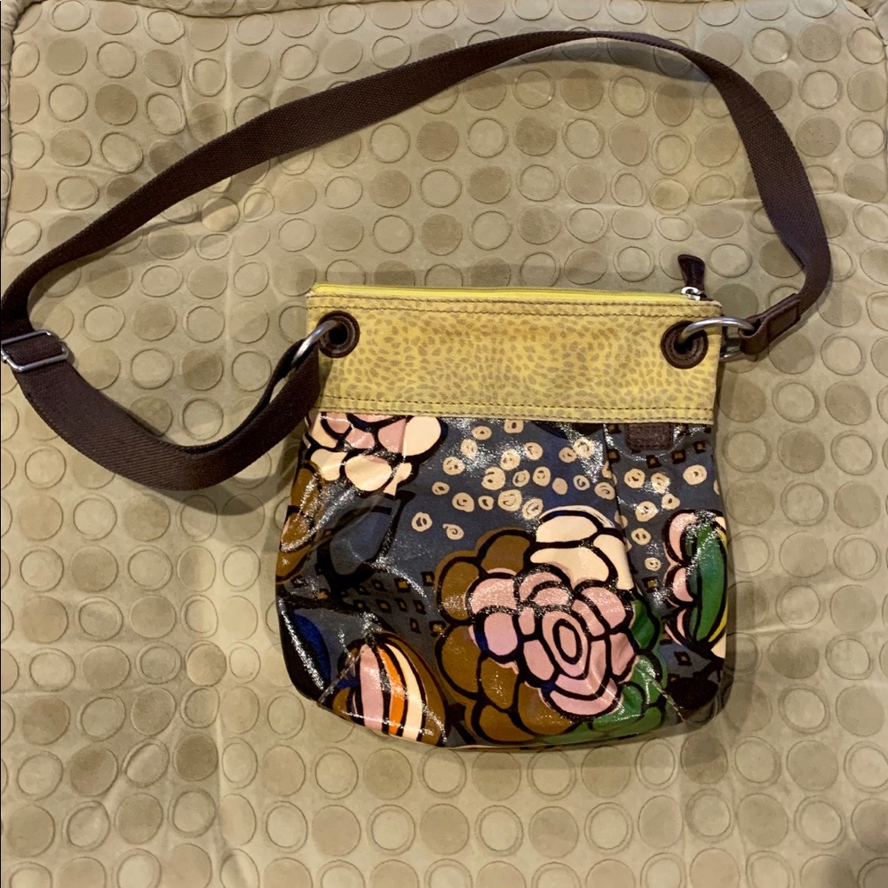 Fossil bag with 4 pockets